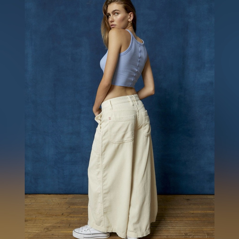 URBAN OUTFITTERS BDG Sienna Extreme Wide Leg‎ Corduroy Pants Jeans 29 SOLD OUT - Picture 3 of 12